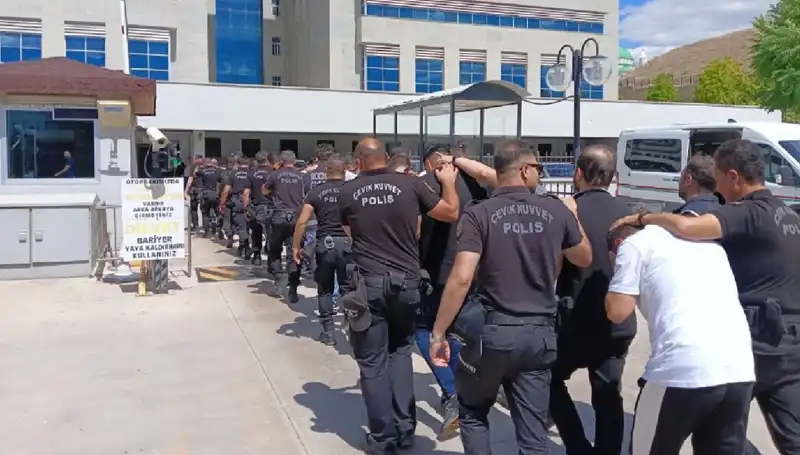 Ankara'da Tehditlerle Haraç Kesme Operasyonunda Avukatlar da Yakalandı!
