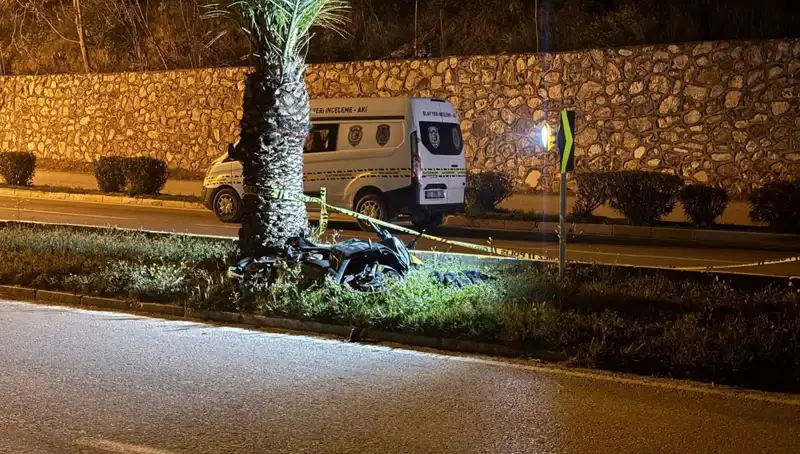 Tıp Fakültesi Öğrencisi Motosiklet Kazasında Hayatını Kaybetti: Aile ve Arkadaşlar Derin Üzüntü İçinde
