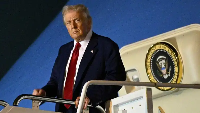 Trump, Lahey'deki NATO Zirvesi'nde Küresel Güvenlik İçin Yeni Stratejiler Oluşturacak