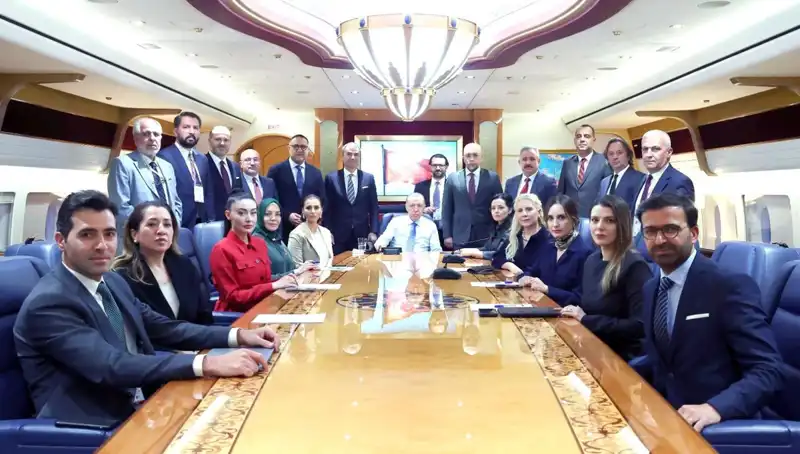 Cumhurbaşkanı Erdoğan'dan CHP'ye Sert Yanıt: Otobüsle Polis İle Oynaşma Eleştirisi