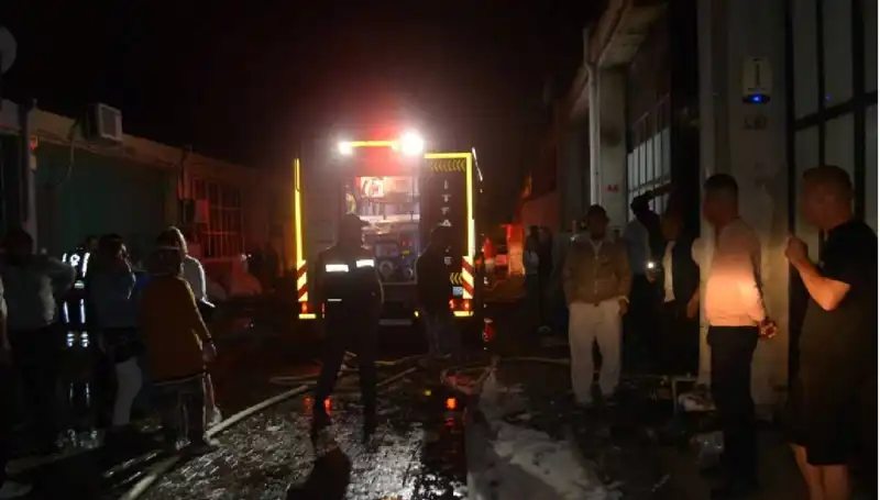 Gözlük Fabrikasında Korkutan Yangın: Olayın Ardındaki Sebepler ve Son Gelişmeler
