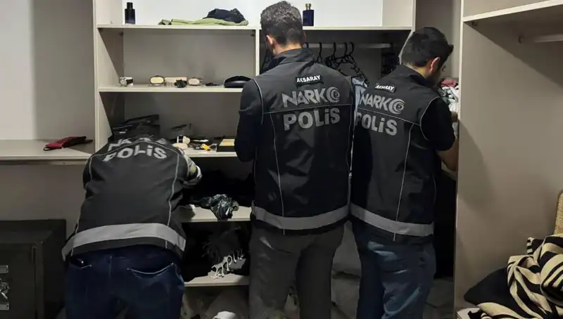 Uyuşturucu Operasyonunda F Serisi Dolarlar Ele Geçirildi: Ayrıntılar Şaşırtıyor!