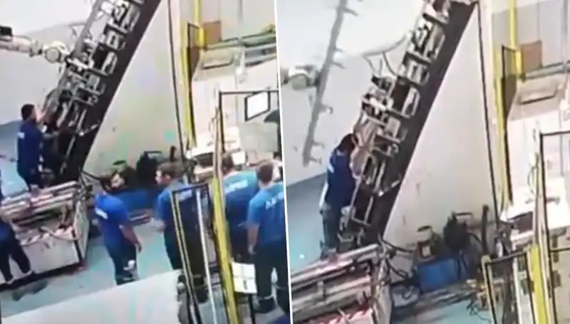 Fabrikada Feci Kaza: Makine Sırtına Saplandı, Yaralılar Var