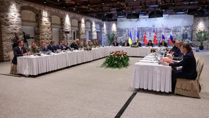 Kremlin, Ukrayna Krizi İçin Yeni Görüşmelerle Barış Yolunda Mı?