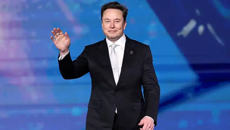 Tesla, Canavarını Rafa Kaldırıyor: Gelecek Ne Getirecek?