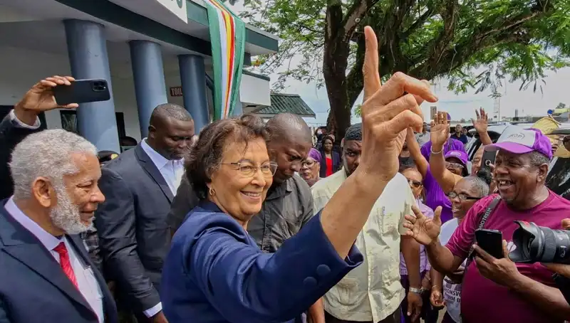 Surinam, Tarihinde İlk Kadın Devlet Başkanını Seçti!