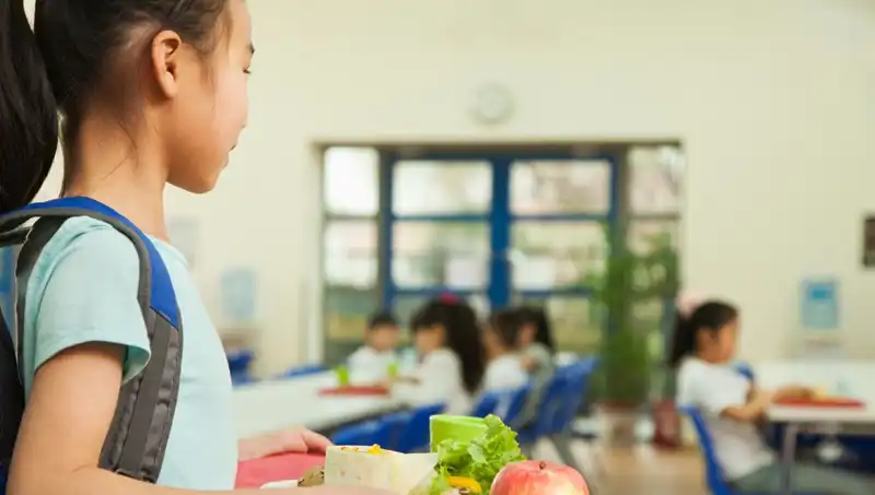 Obeziteyle Mücadelede İspanya'dan Radikal Adım: Yağlı Yiyecekler Menülerden Çıkarılacak