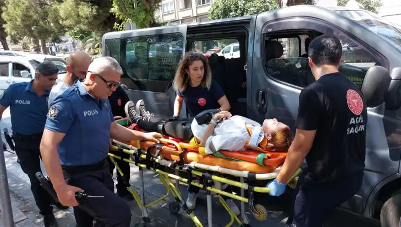 Samsun’da Feci Kaza: Minibüs Kamyona Çarparak Ortalığı Gerdi