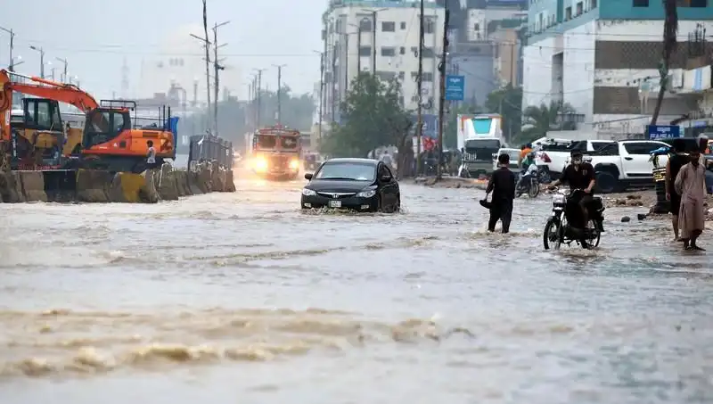Pakistan’da Muson Yağmurları Felaketi: Ölü Sayısı 785’e Ulaştı