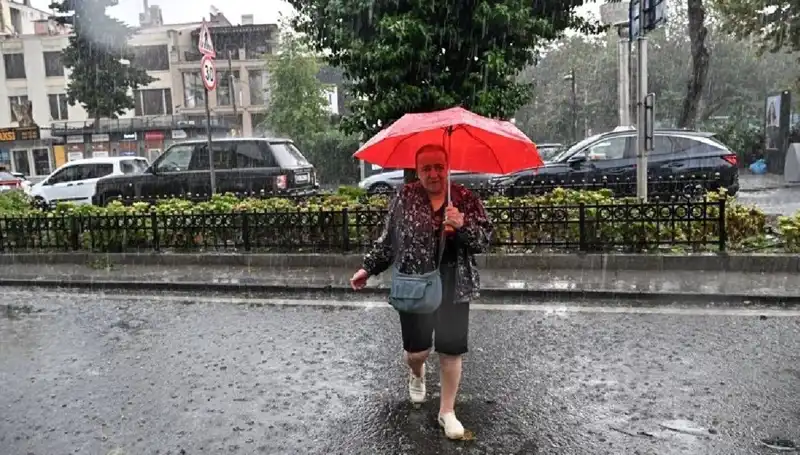 Ülke Genelinde Sarı Kodu Yağış Uyarısı: Hazırlıklı Olun!