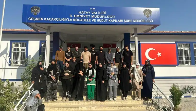 Minibüsle Kaçak Göçmen Taşınırken Yakalandı: Olayın Detayları