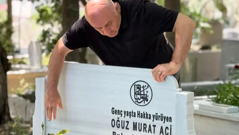 Aci Ailesi Bu Babalar Günü'nde Derin Bir Hüzünle Yüzleşiyor