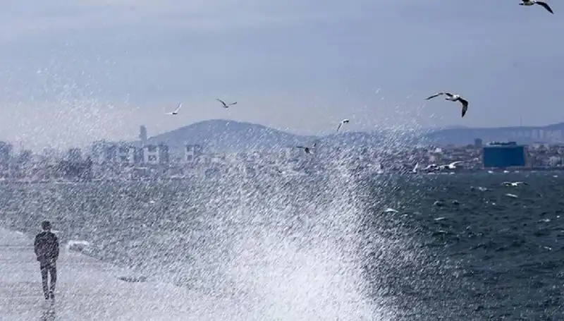Kuvvetli Rüzgar ve Sağanak Yağışlar Türkiye'yi Etkileyecek
