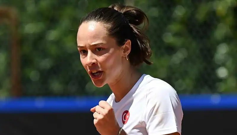 Milli Tenisçi Zeynep Sönmez: Finalde Şampiyonluk İçin Saha Turu