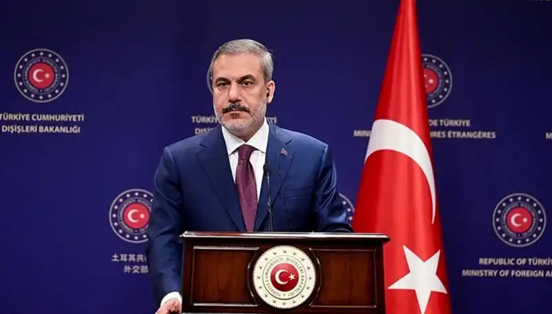 Türkiye ve Katar Arasındaki Diplomatik İlişkiler Derinleşiyor: Bakan Fidan Görüştü