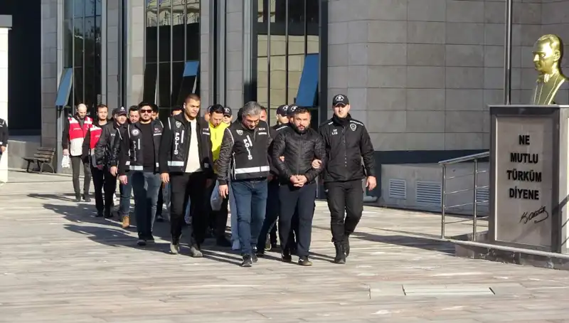 Balyozla Kavga Eden Şüpheliler Neden Serbest Bırakıldı?