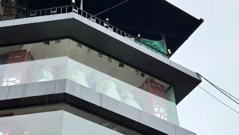 Giyim Mağazasında Korkutan Yangın: Alışveriş Keyfi Kâbusa Döndü